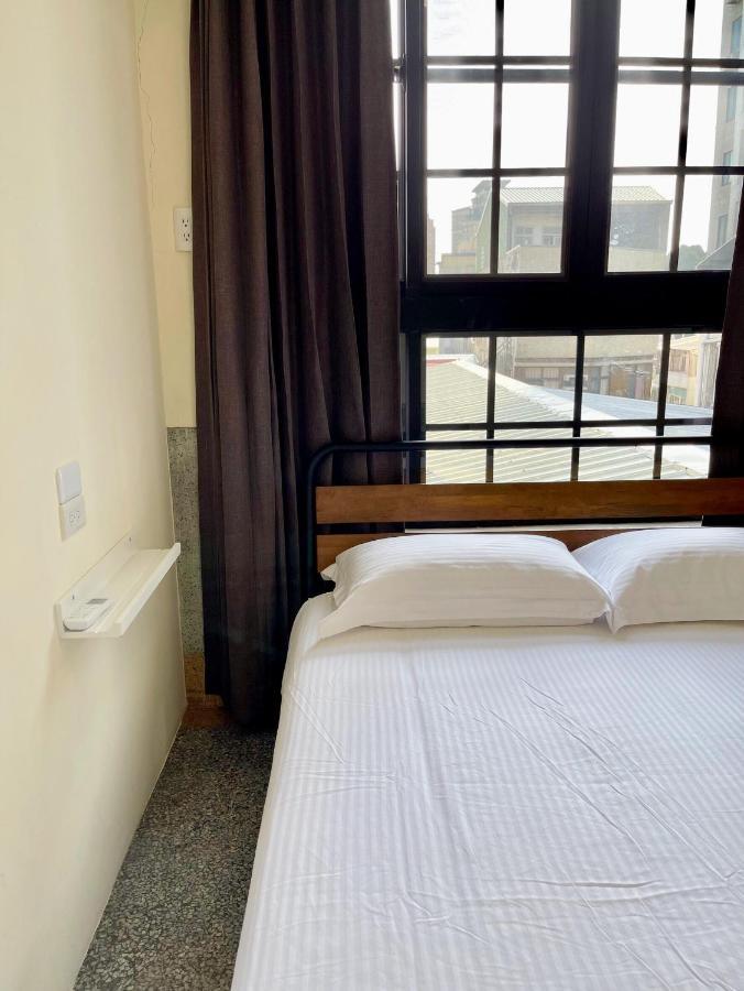 Feng Chao Home Tainan Eksteriør bilde